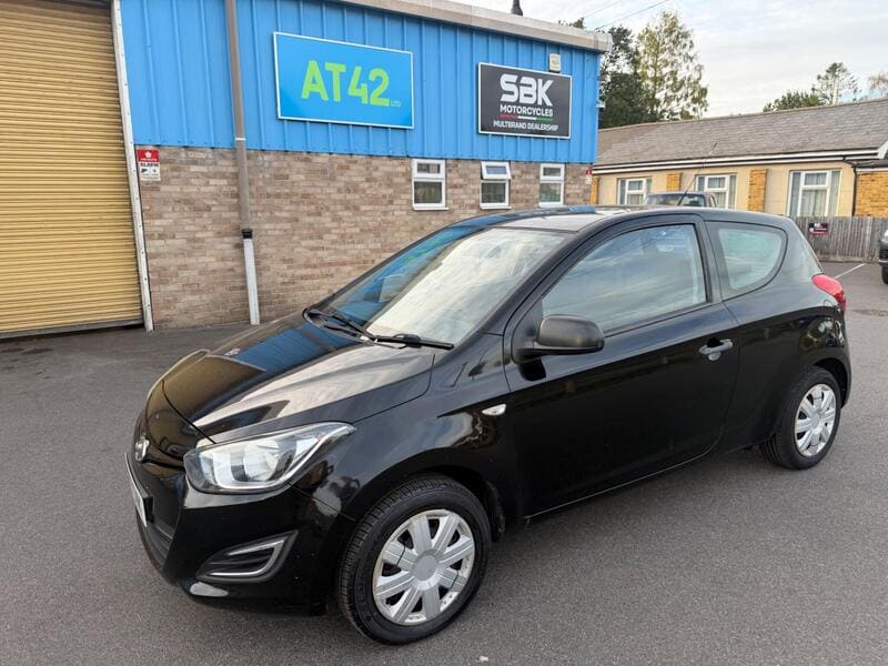 Hyundai i20 1.2 Classic Euro 5 3dr — photo 1 of 10